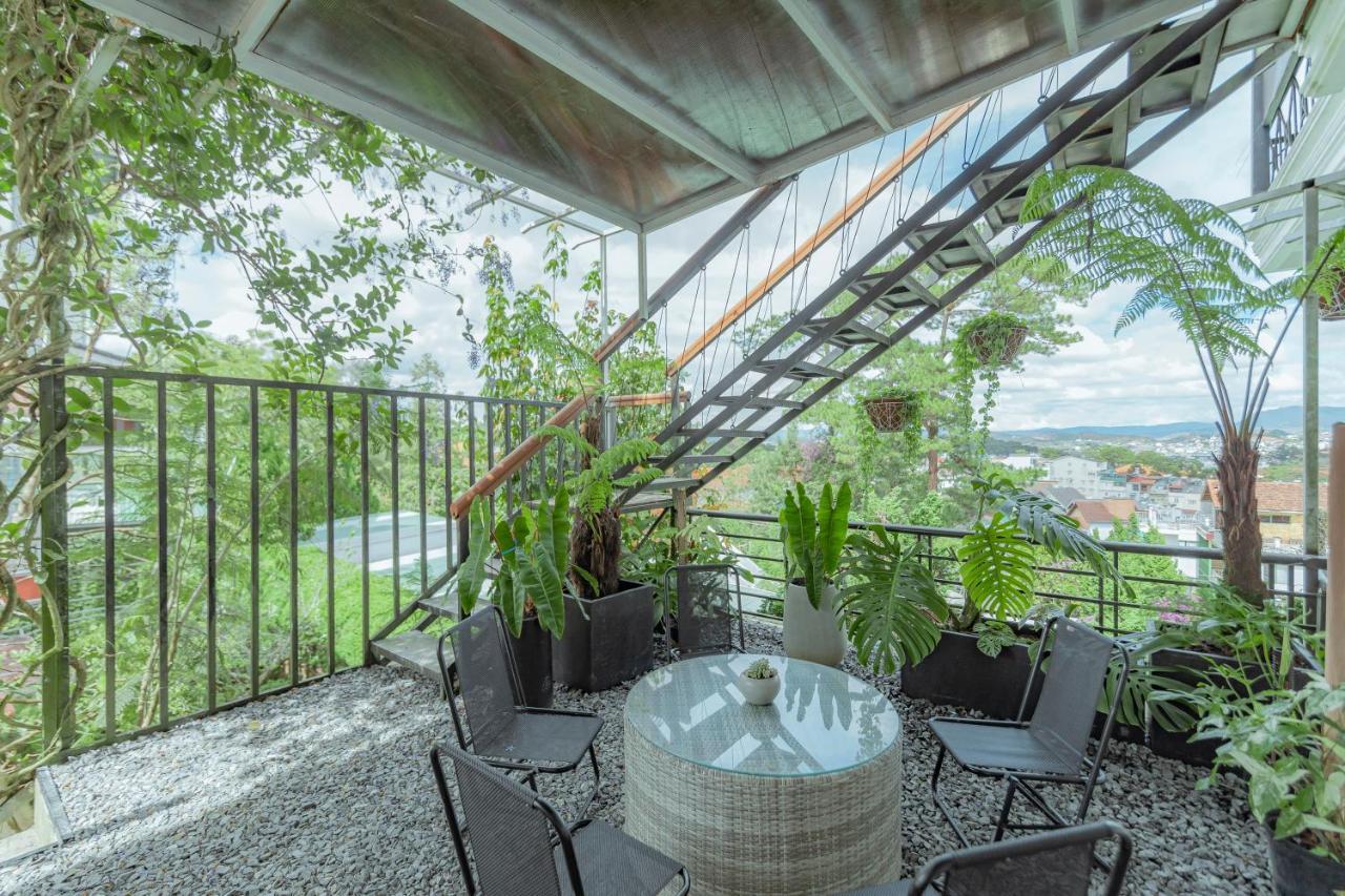 דה לאט Hilly Hostel מראה חיצוני תמונה