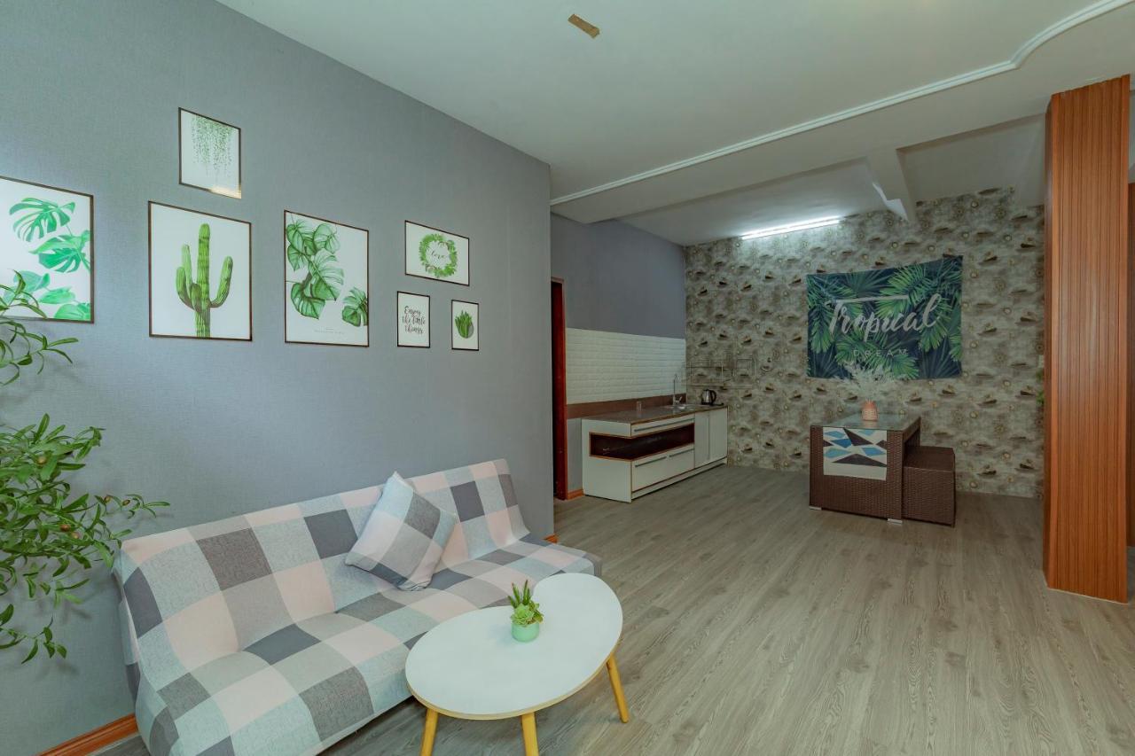 דה לאט Hilly Hostel מראה חיצוני תמונה